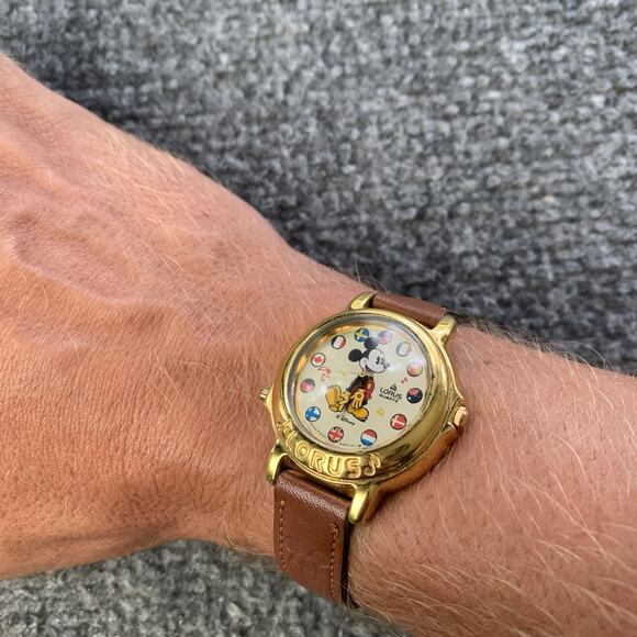 Lorus Quartz Mickey Mouse Country Flag Colors Musical Watch V421-0020 “Working” - Picture 4 of 13